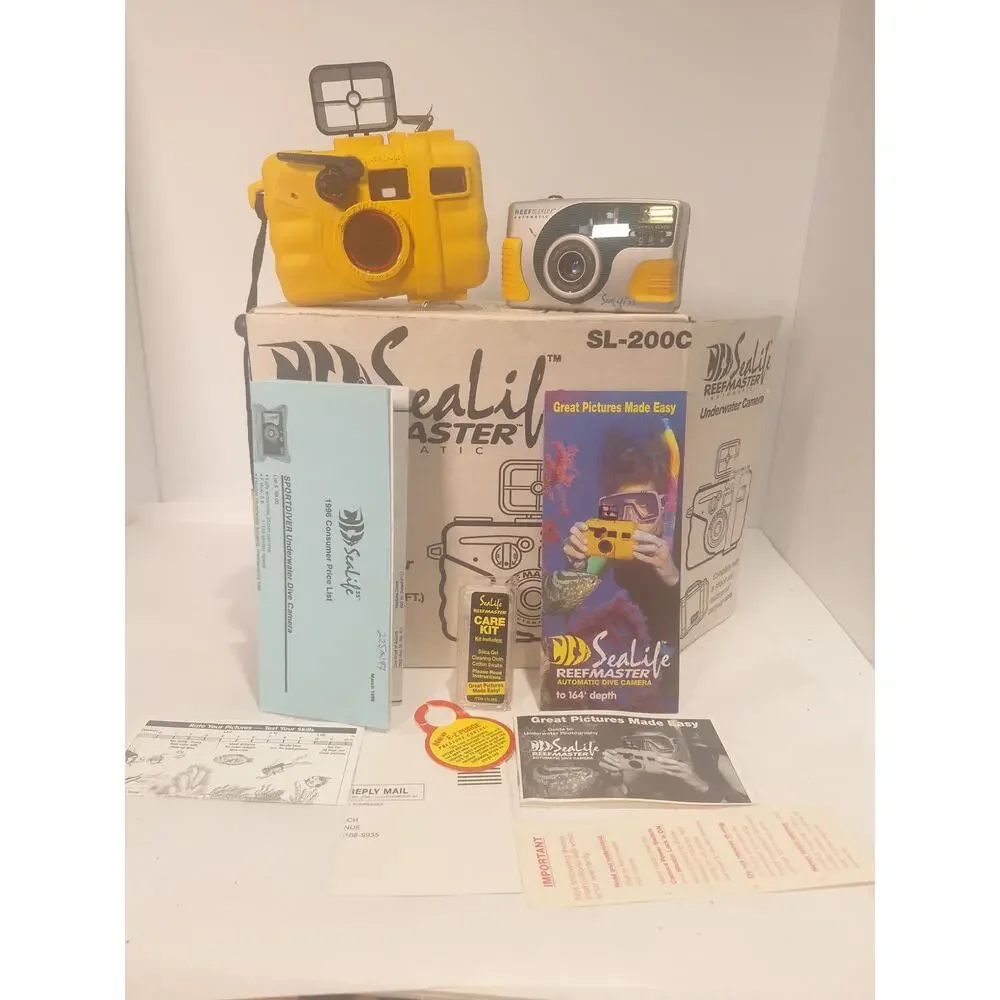 SeaLife Reefmaster Automatic SL-200C Underwater 35mm Film Camera Set- Excellent!